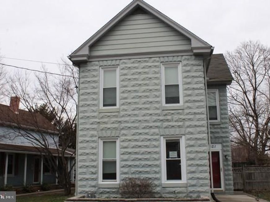 621 E Washington Street , Chambersburg, PA 17201 Main Photo