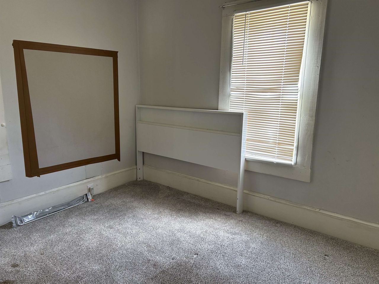 123 E Pine St. Photo 4