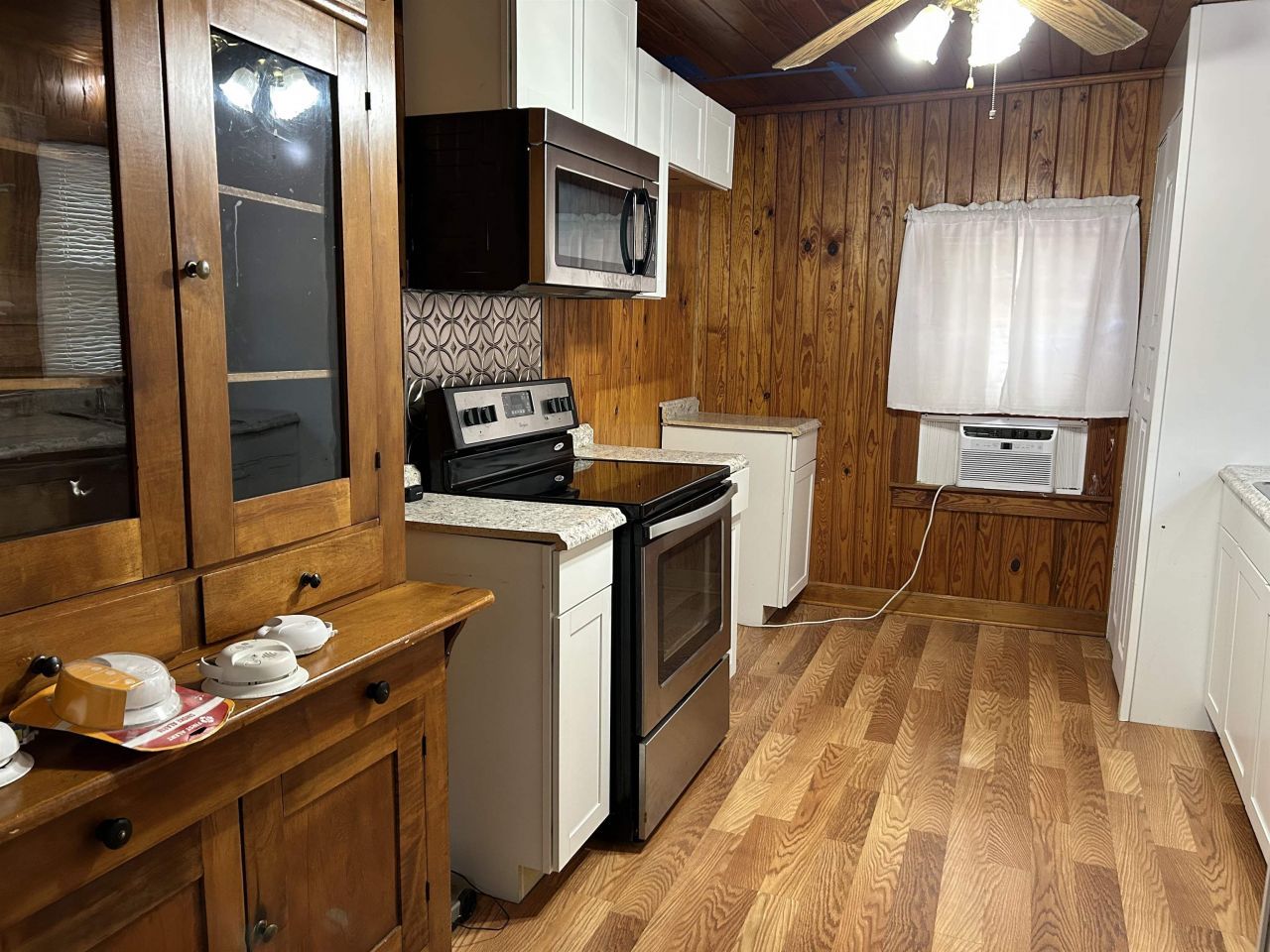 123 E Pine St. Photo 8