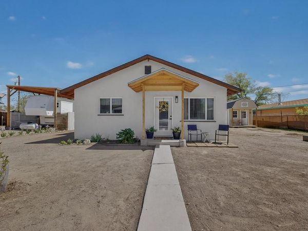 904 Annette Avenue , Socorro, NM 87801