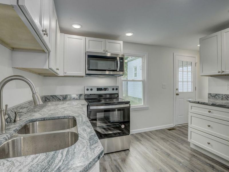 930 York Street, Covington, KY 41011 Photo 8