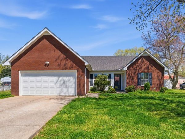 638 Lilly Ln, Murfreesboro, TN 37128