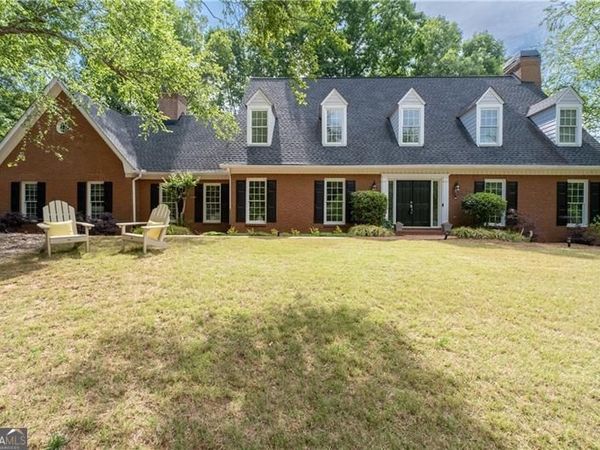 8705 River Bluff Lane, Roswell, GA 30076