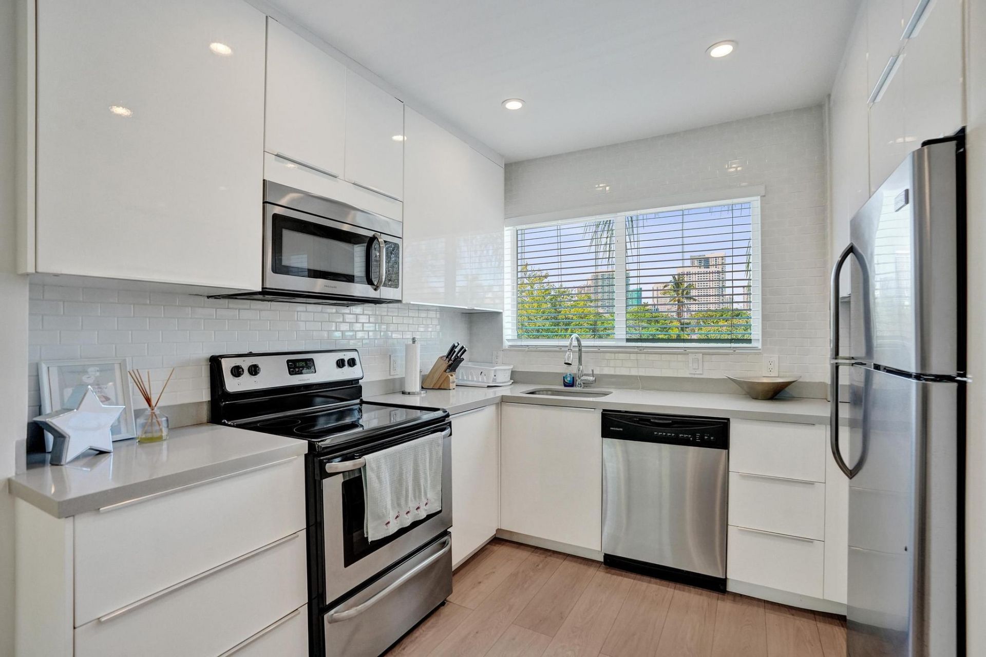 1415 SE 2nd Street, Unit 1-4, Fort Lauderdale, FL 33301 Photo