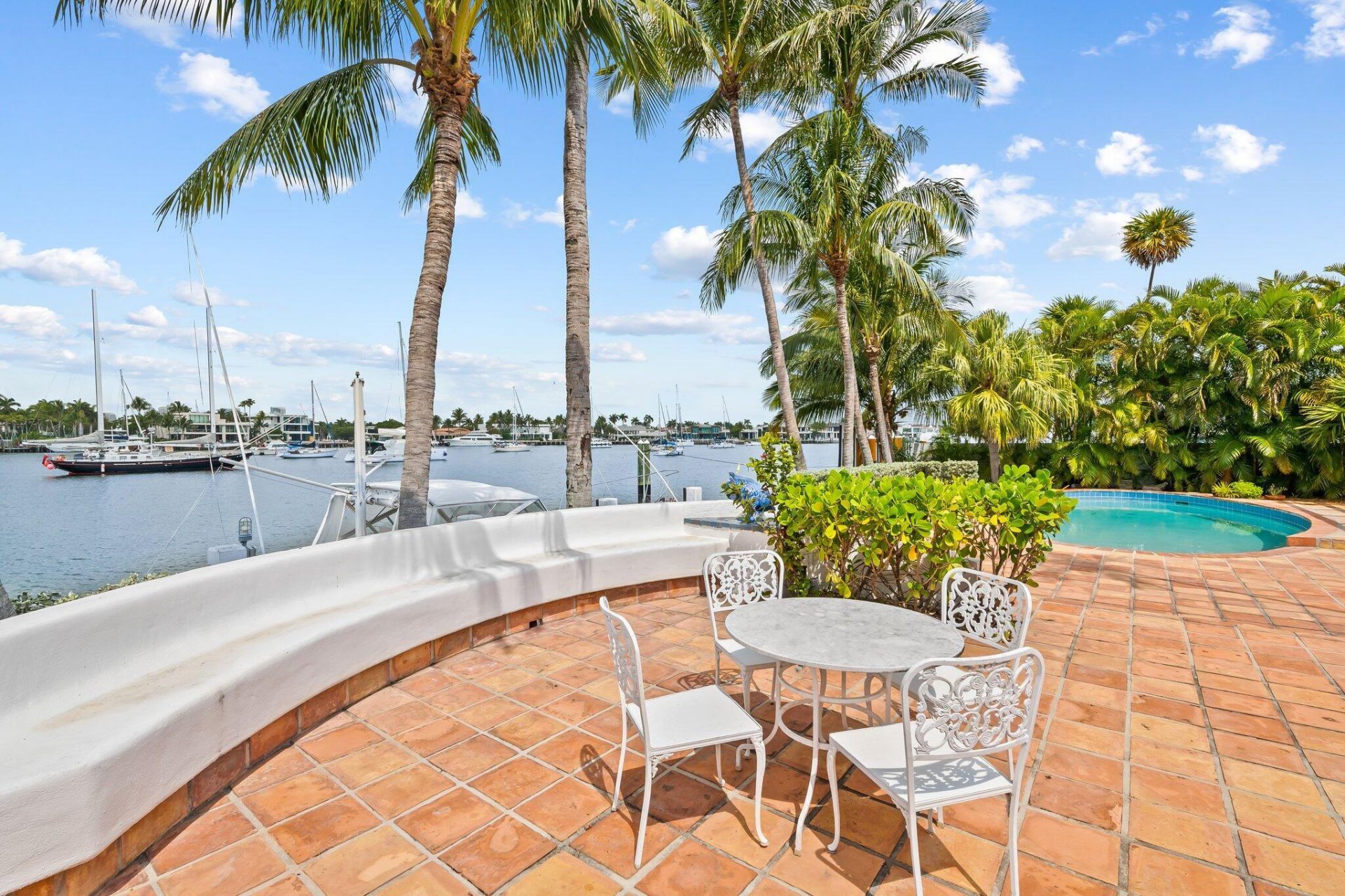 1511 E Lake Drive, Fort Lauderdale, FL 33316 Photo