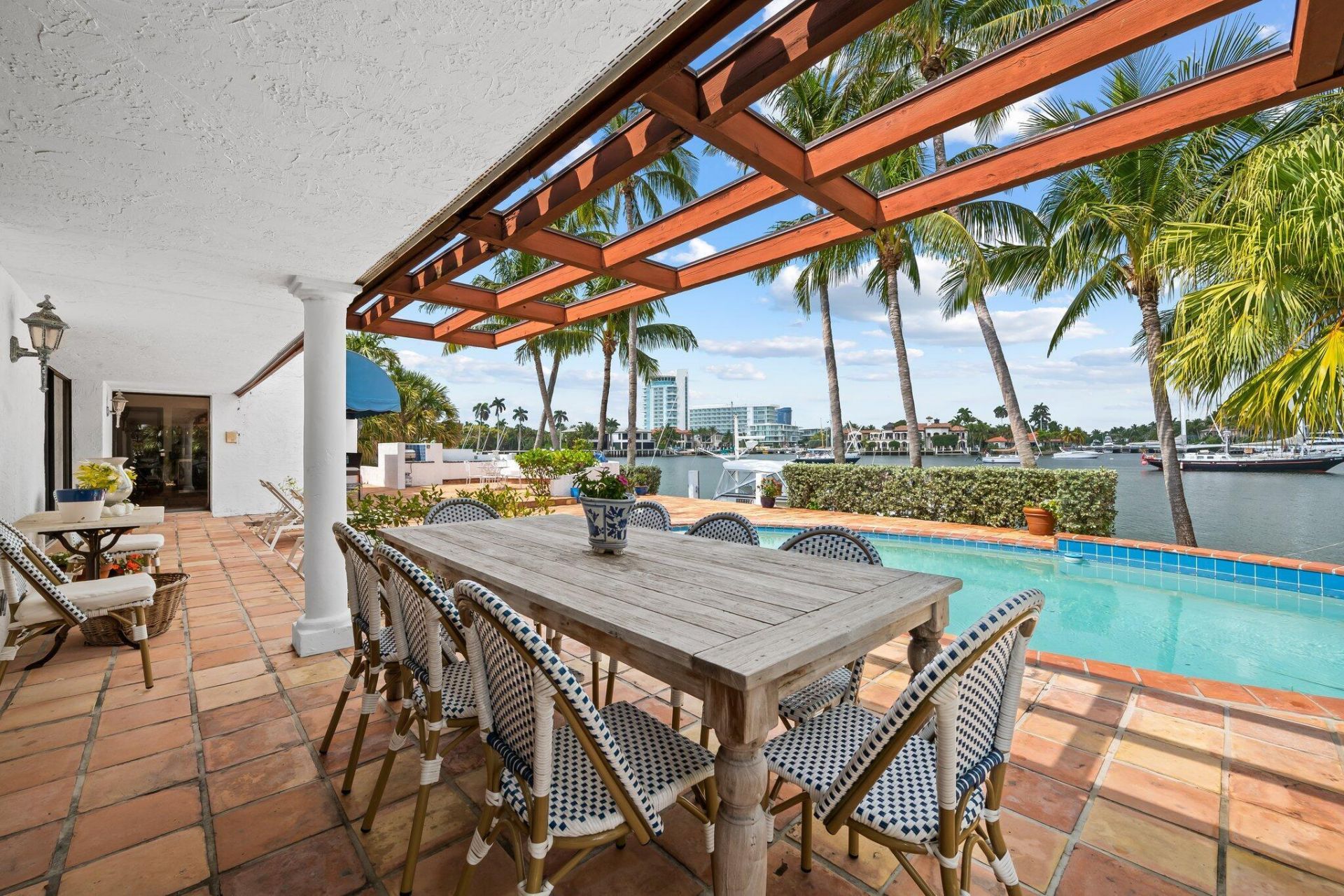 1511 E Lake Drive, Fort Lauderdale, FL 33316 Photo