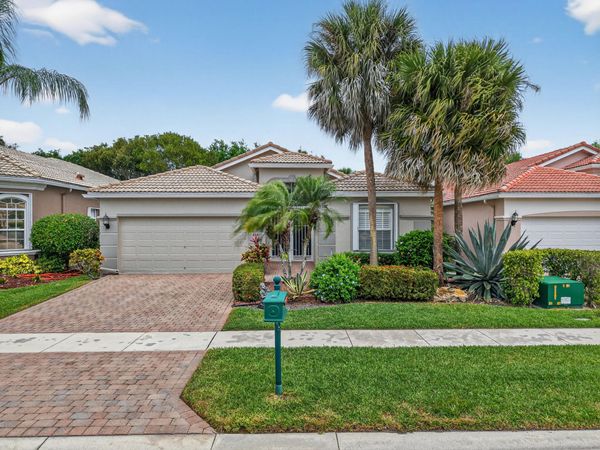 8647 Via Avellino, Lake Worth, FL 33467