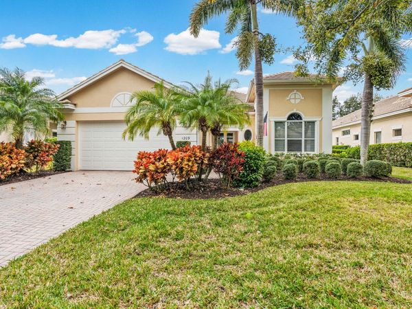 1209 River Wind Circle, Vero Beach, FL 32967