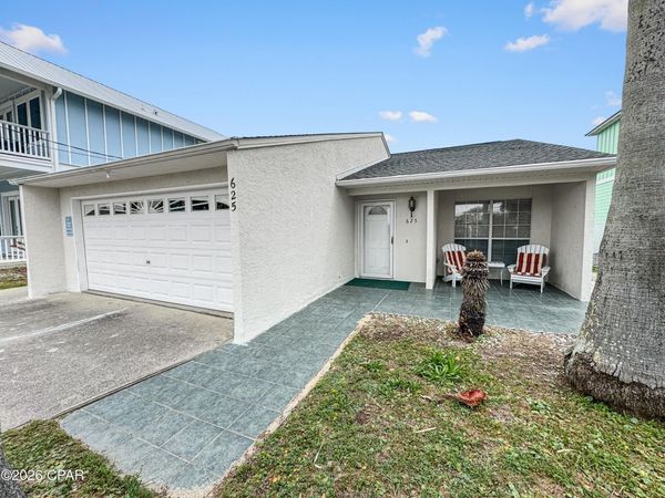 625 Lyndell Lane , Panama City Beach, FL 32407