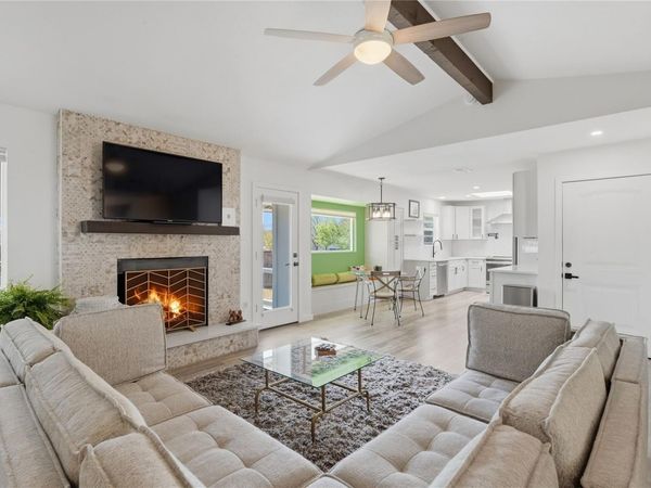 305 Whitetail DR, Manchaca, TX 78652