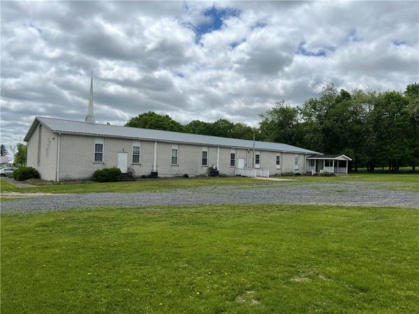 21 S Maysville Rd, Greenville, PA 16126