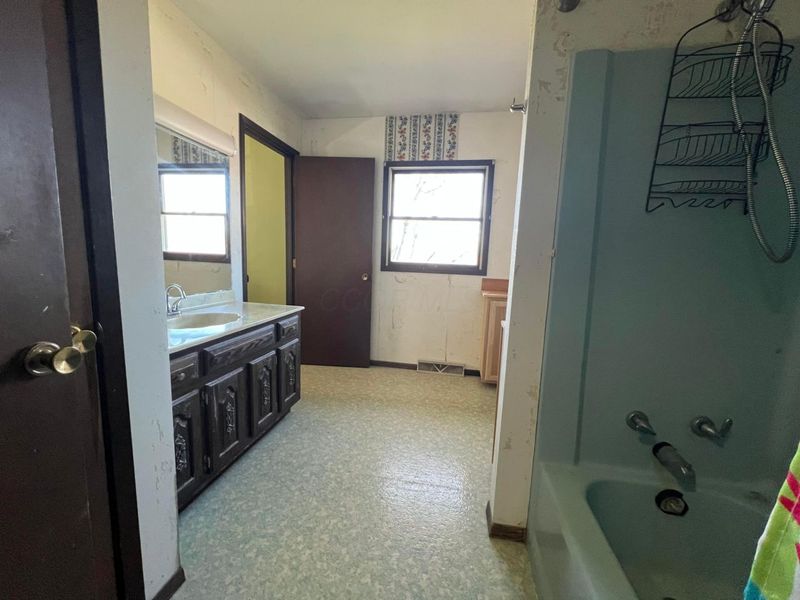 3965 Old Coopermill Road , Zanesville, OH 43701 Photo 20