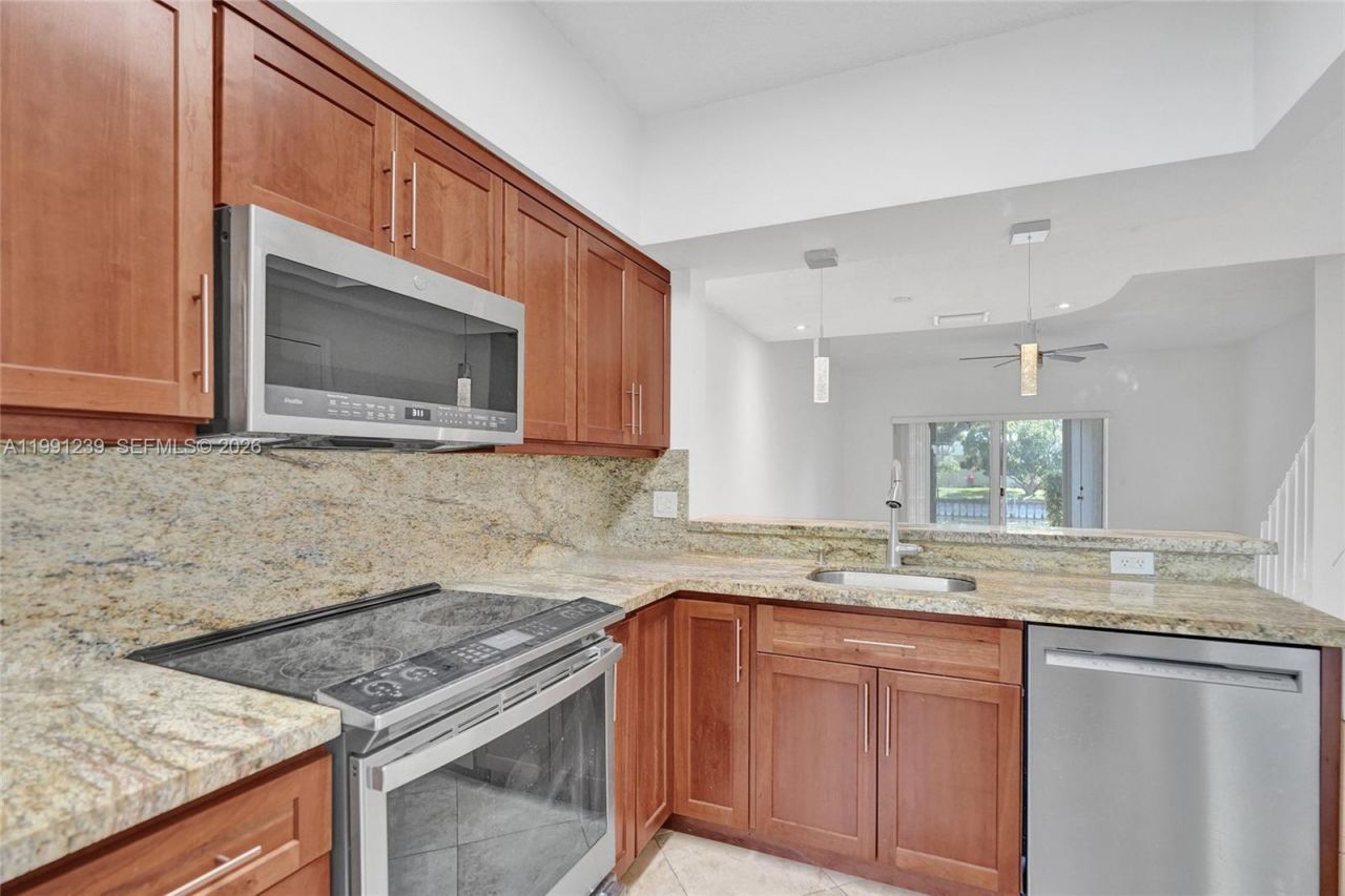 5388 Jubilee , Margate, FL 33063 Photo