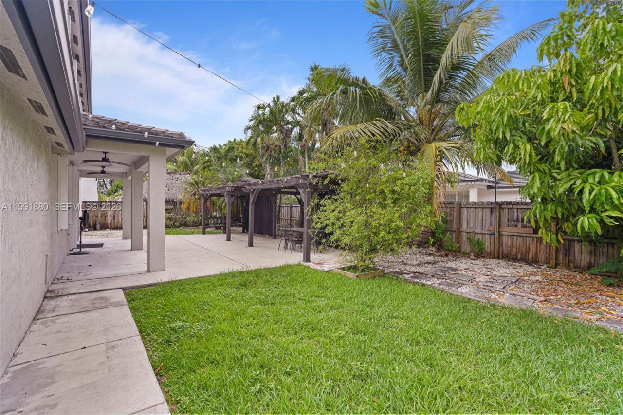 20234 SW 128th Pl, Miami, FL 33177 Photo