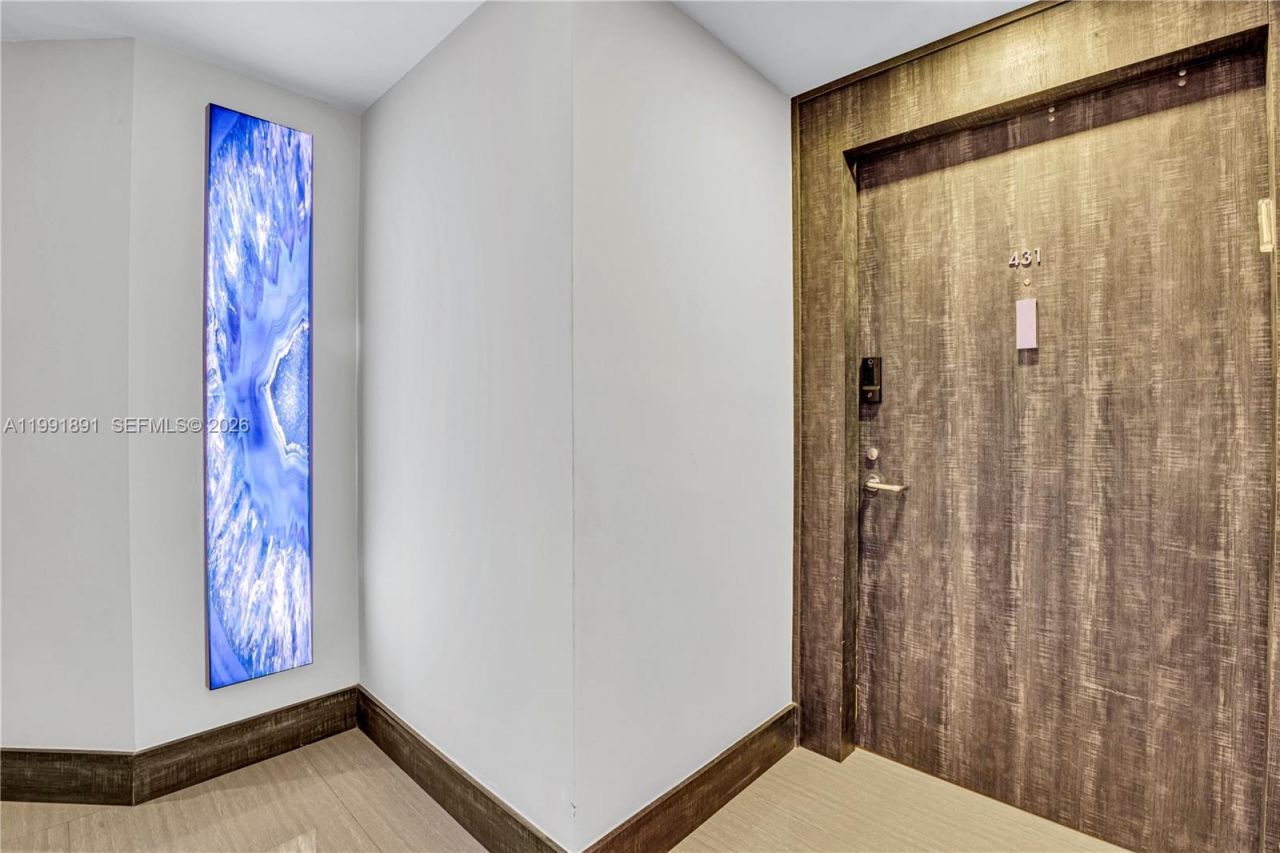 16485 Collins Ave , Unit 431, Sunny Isles Beach, FL 33160 Photo