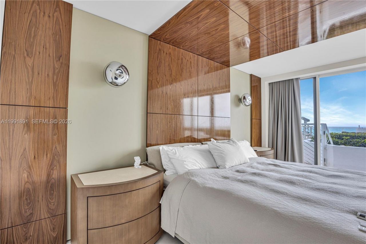 16485 Collins Ave , Unit 431, Sunny Isles Beach, FL 33160 Photo