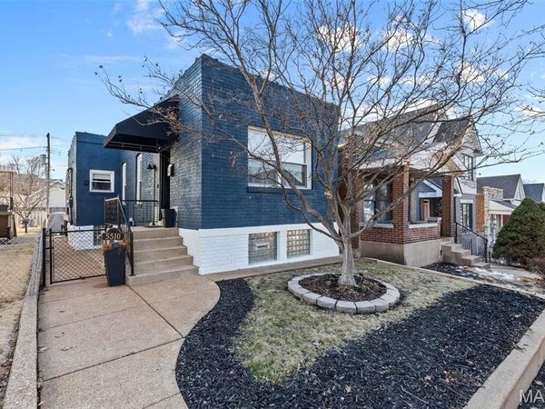5510 Botanical Avenue, St Louis, MO 63110