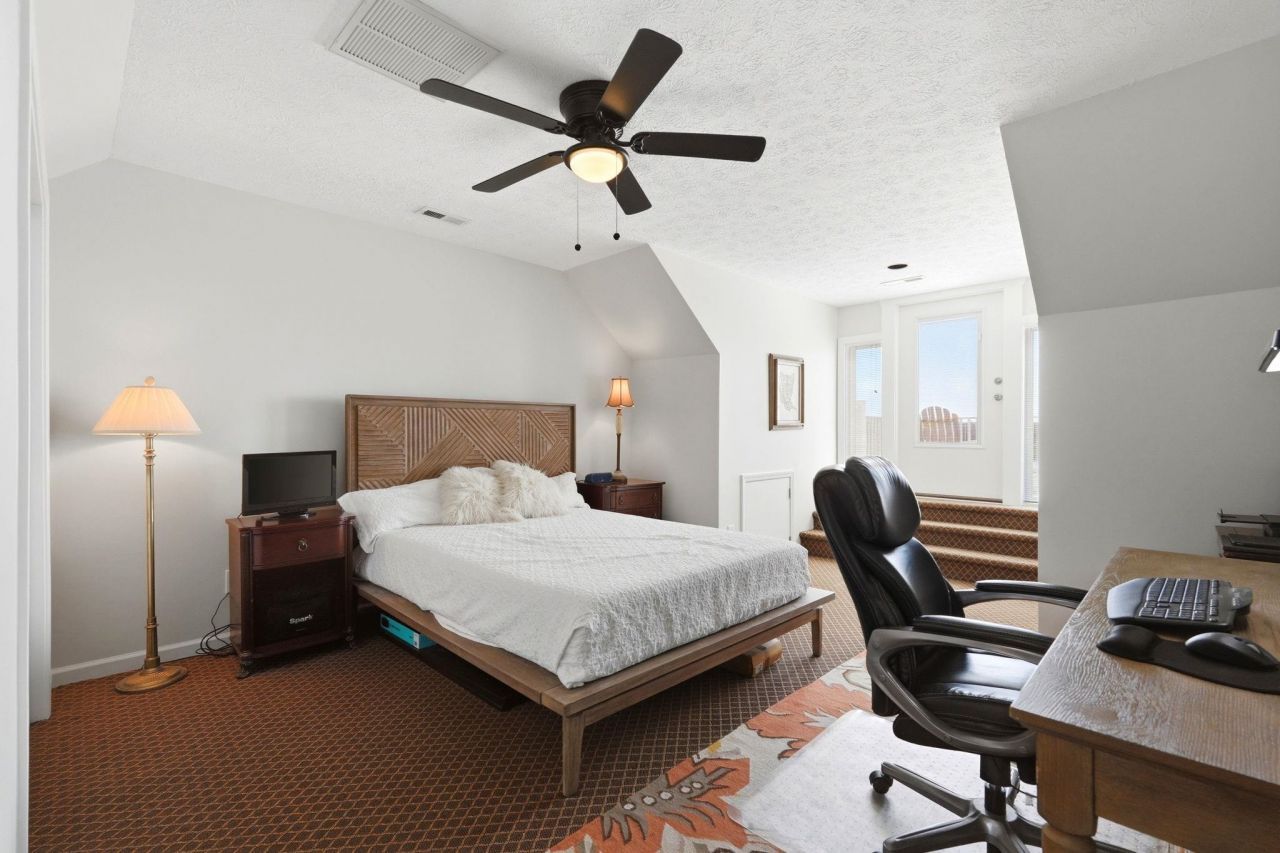 74 Marsh Point Dr. Photo 17