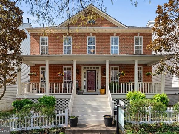 1377 MAIN STREET, GAITHERSBURG, MD 20878