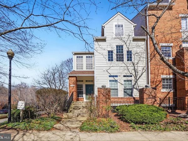 1365 GARDEN WALL CIRCLE, Unit 703, RESTON, VA 20194