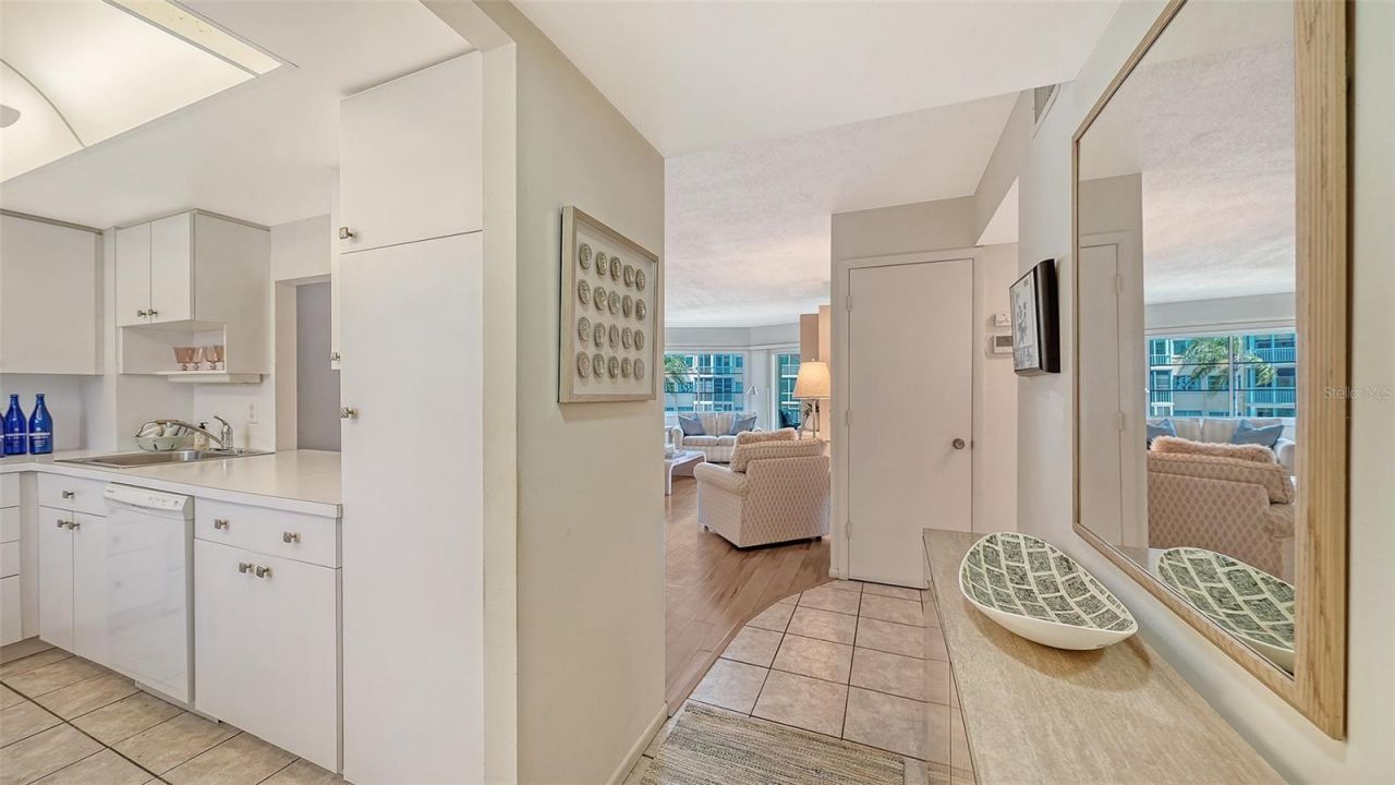 1257 S Portofino Drive, Unit 203, Sarasota, FL 34242 Photo