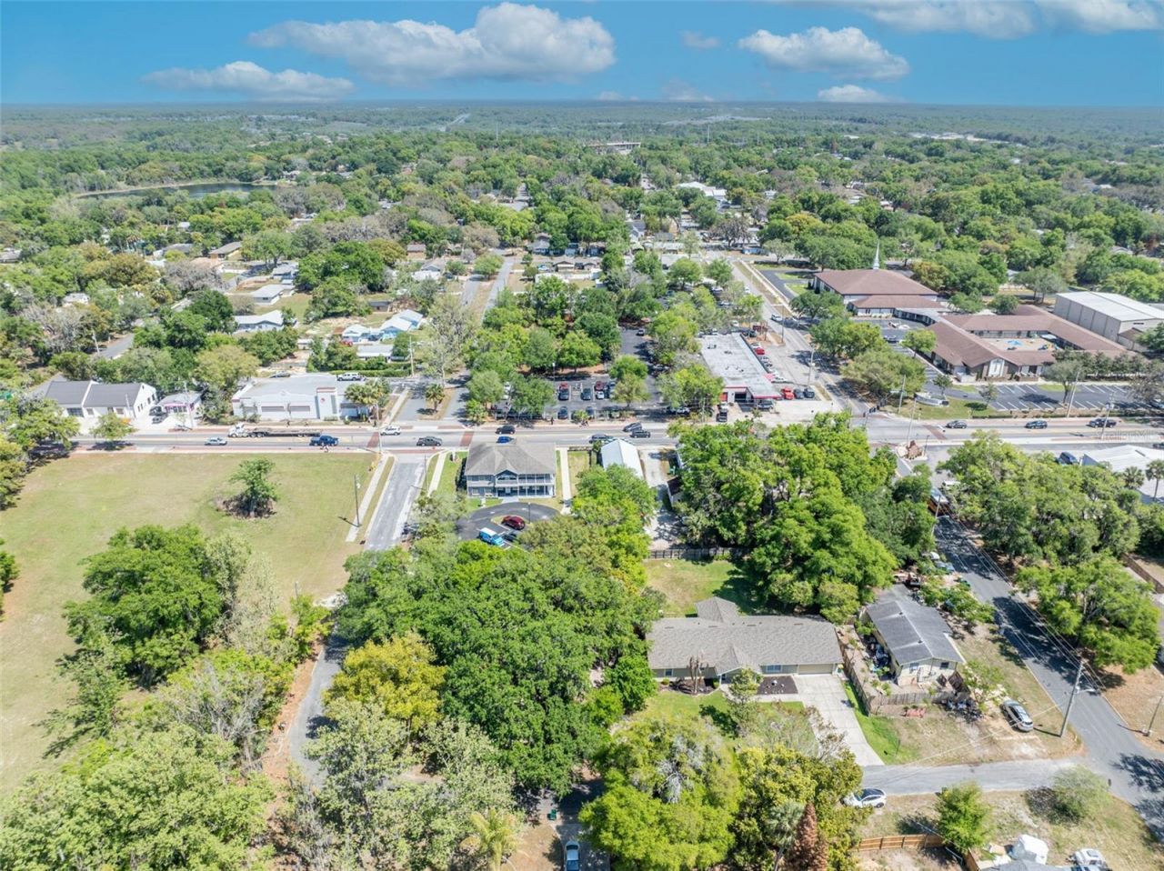 140 N Johns Street , Mount Dora, FL 32757 Photo