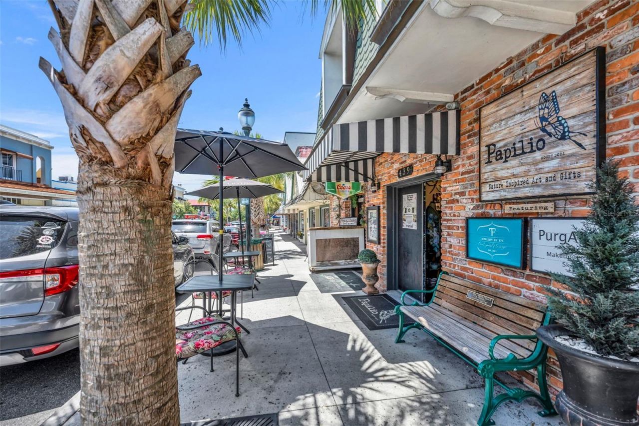 140 N Johns Street , Mount Dora, FL 32757 Photo