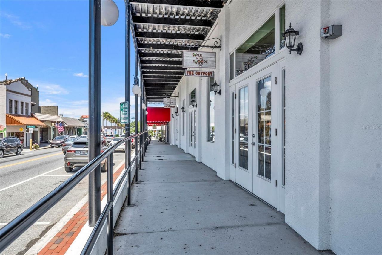 140 N Johns Street , Mount Dora, FL 32757 Photo