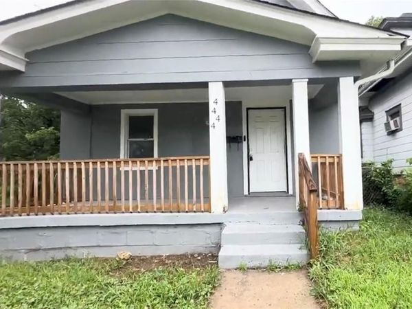 4444 OLIVE Street, Kansas City, MO 64130