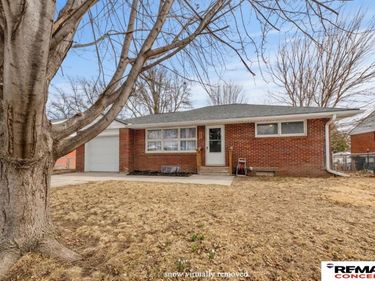 3230 N 66th Street, Lincoln, NE 68507