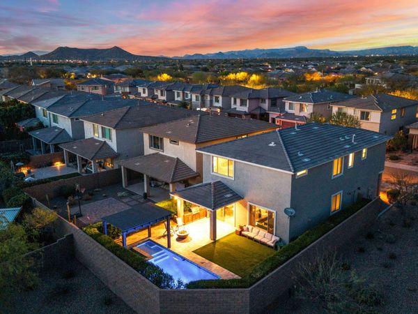 2909 E SANDS Drive, Phoenix, AZ 85050