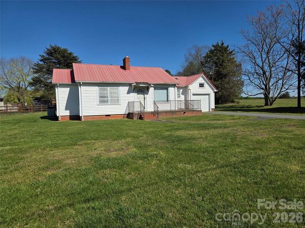 2744 N NC 16 Business Highway , Denver, NC 28037