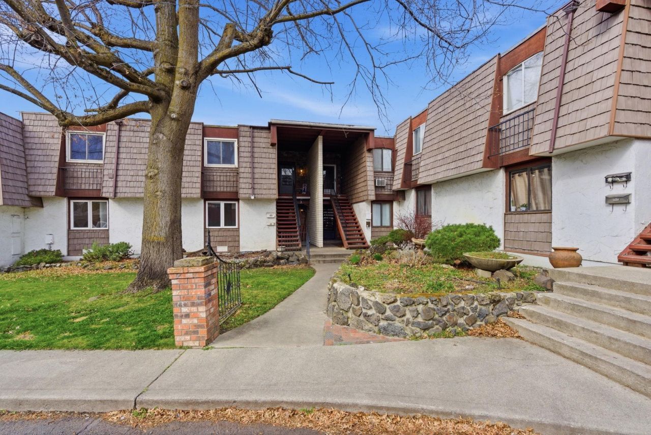 1716 N Pettet Dr primary photo