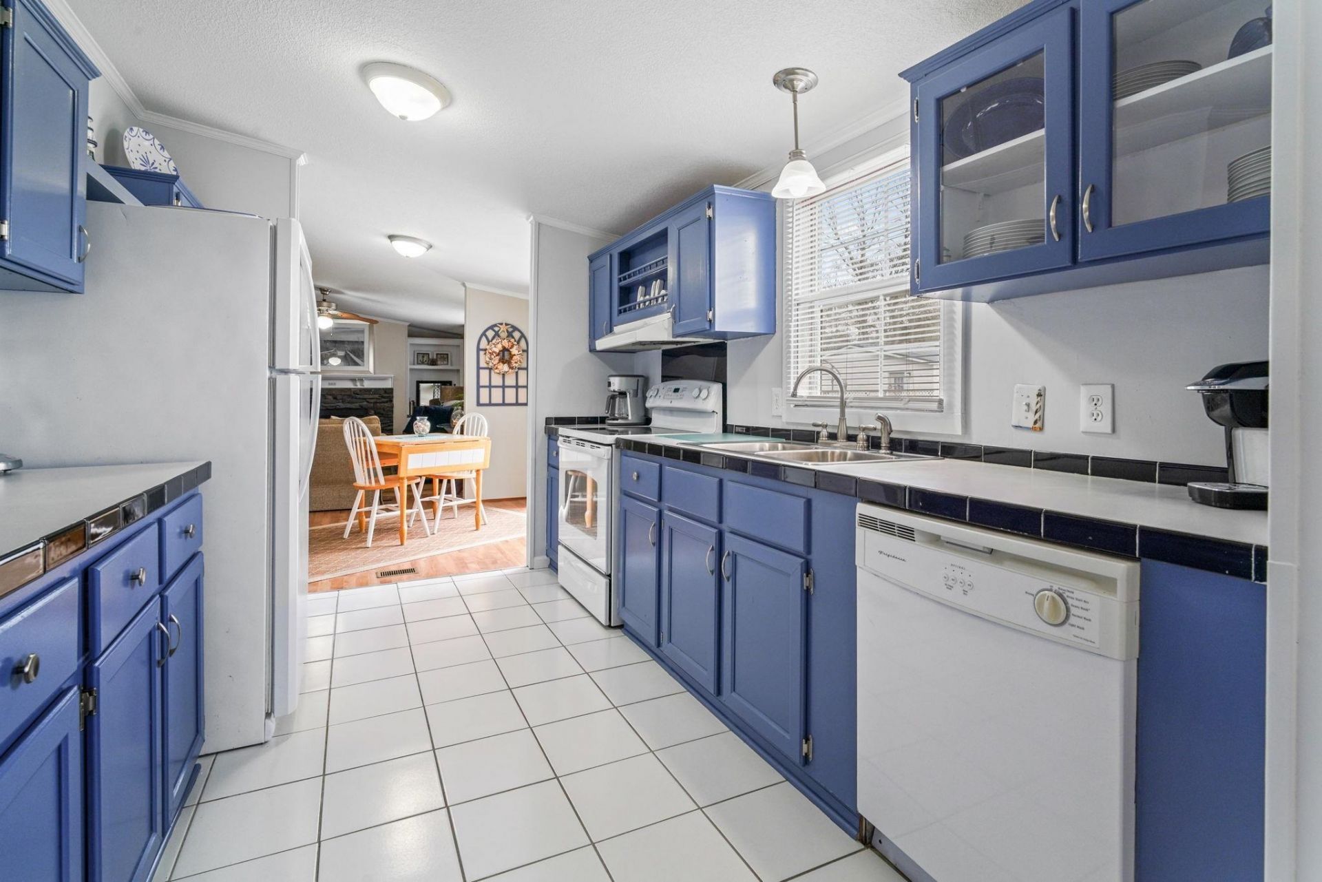 854 Grouper Ct. Photo 6