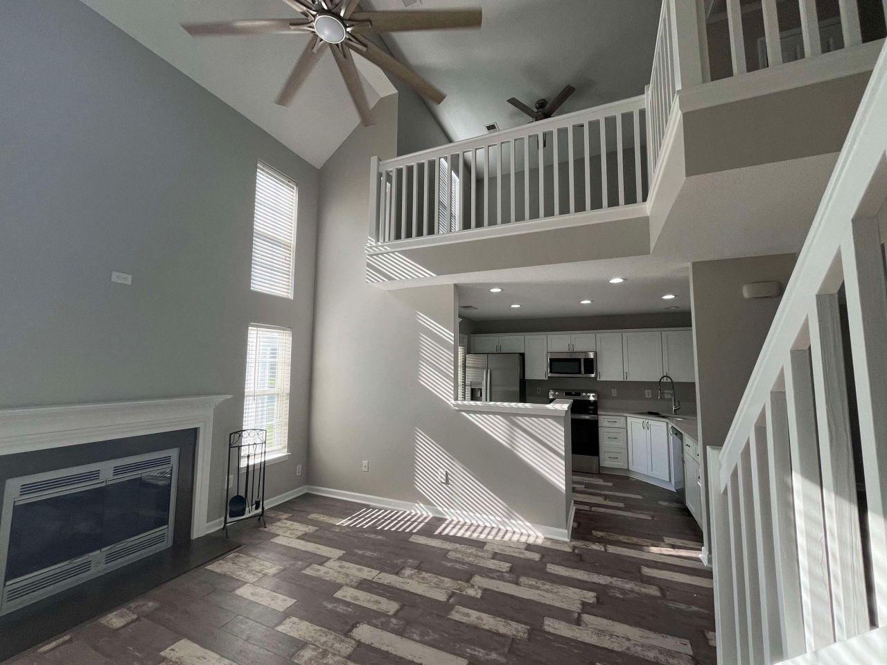 145 Wimbledon Way  Photo 12