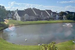 145 Wimbledon Way  photo 4