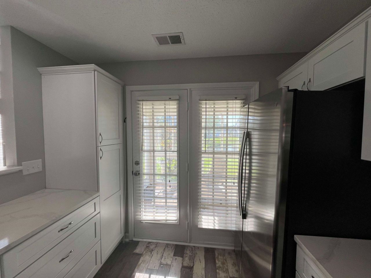 145 Wimbledon Way  Photo 23