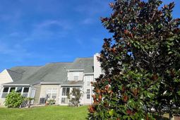 145 Wimbledon Way  photo 4