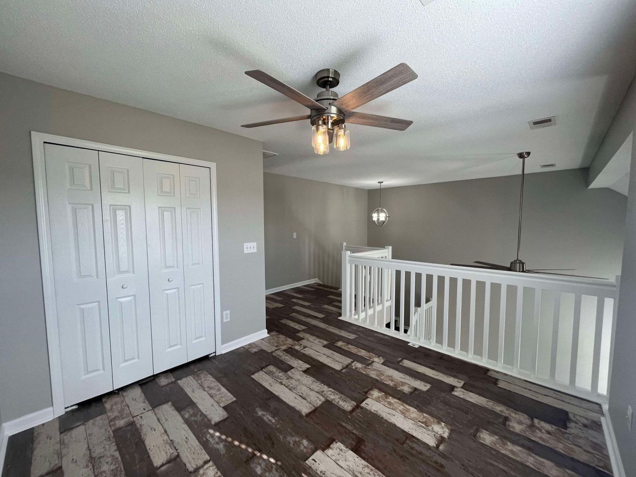 145 Wimbledon Way  Photo 34