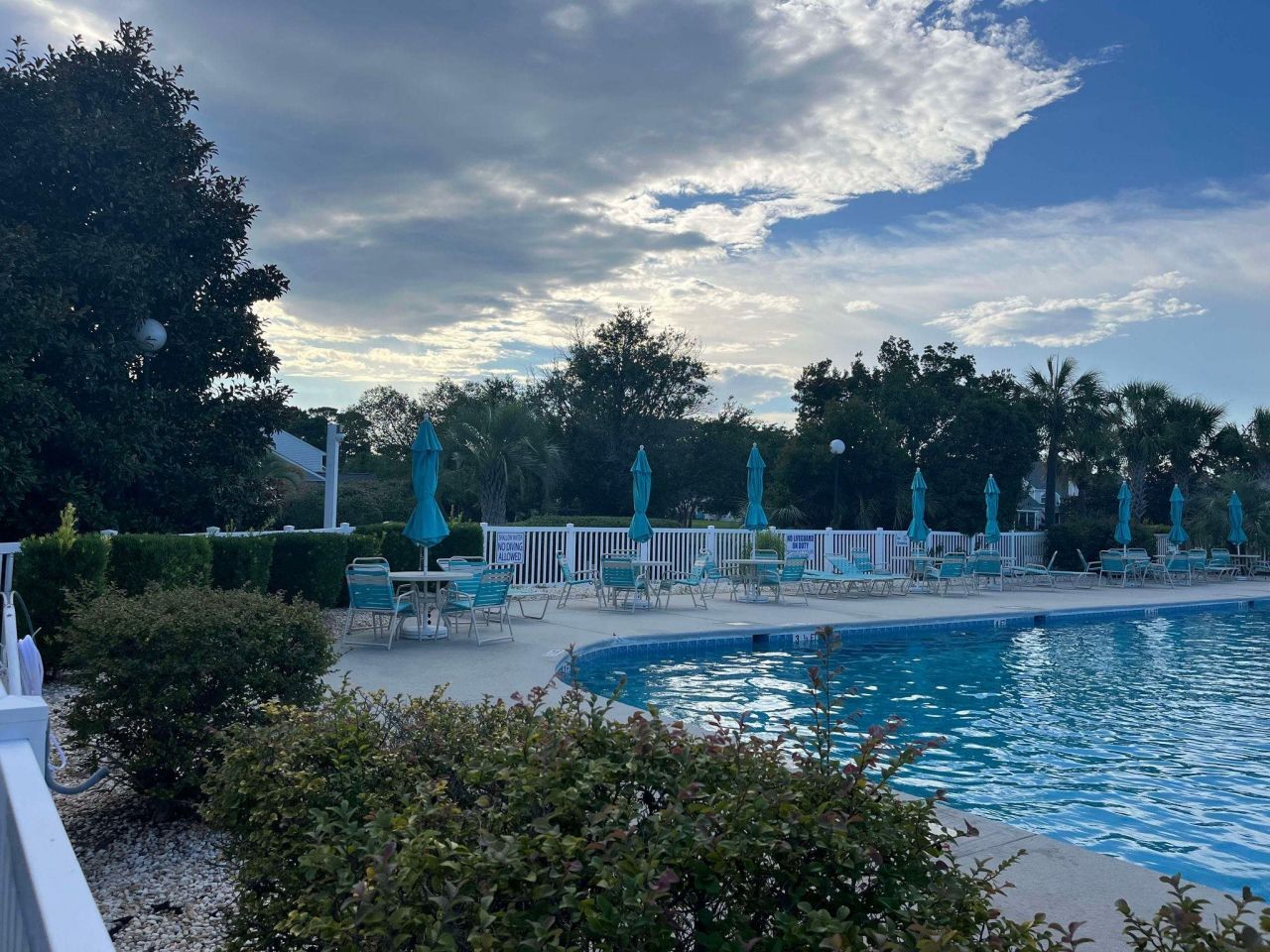 145 Wimbledon Way  Photo 36