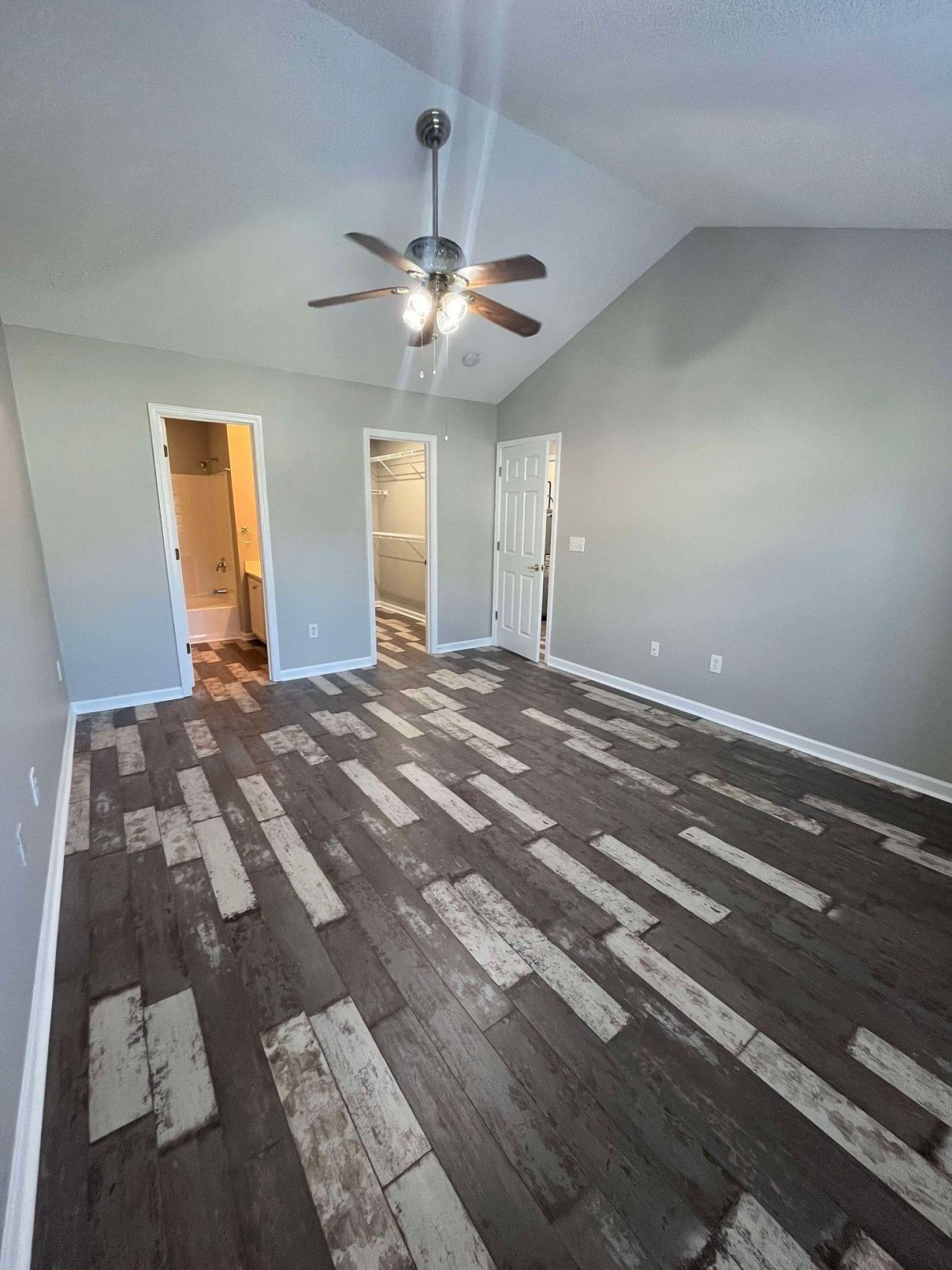 145 Wimbledon Way  Photo 42