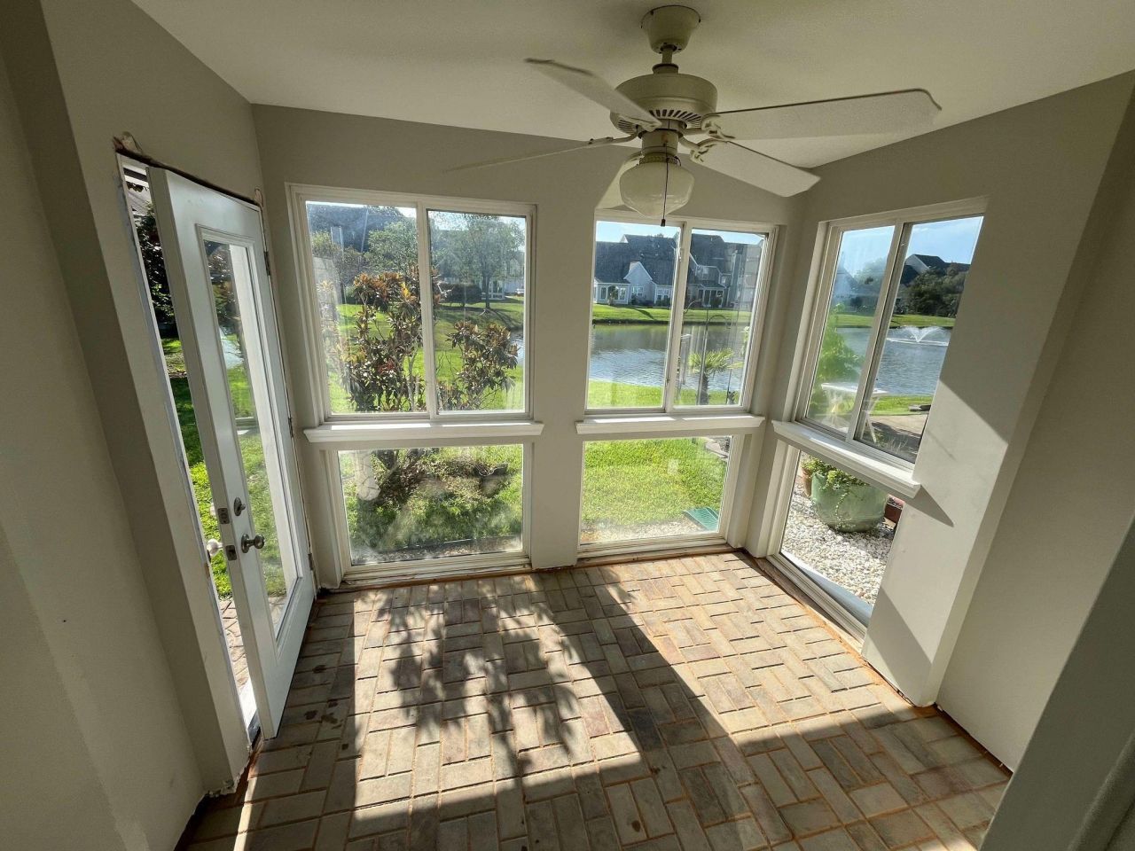 145 Wimbledon Way  Photo 48