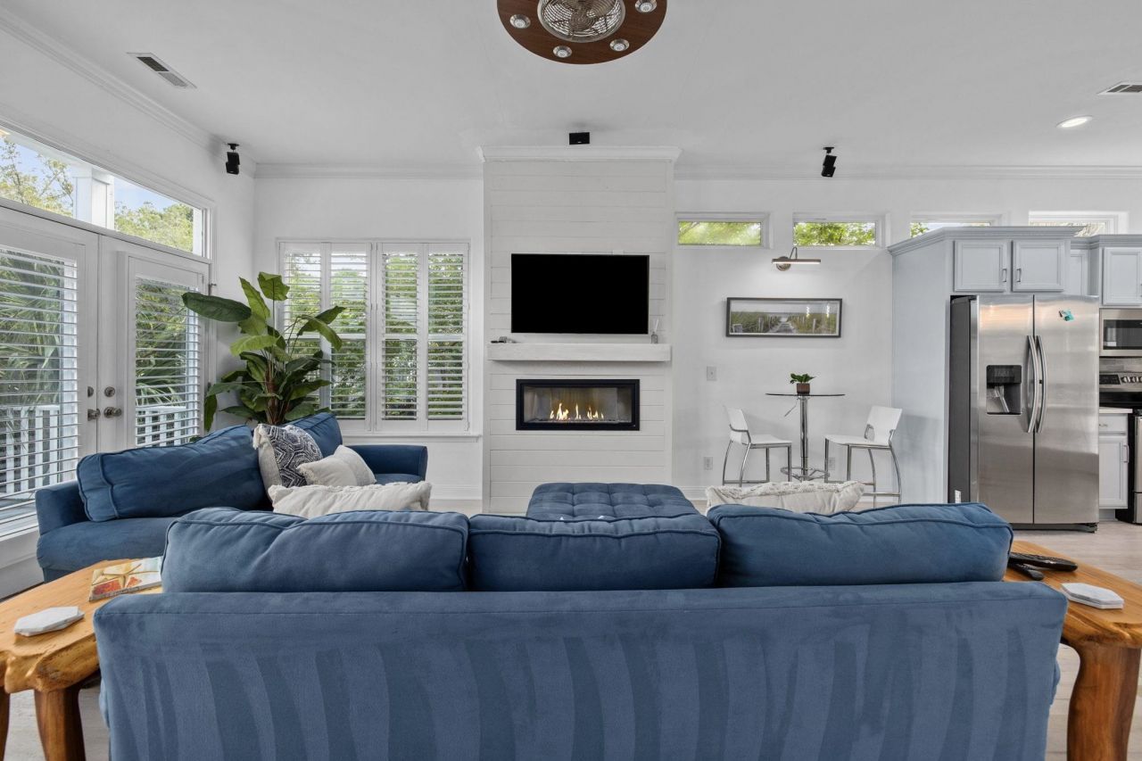 4603 Lewis Circle Photo 9