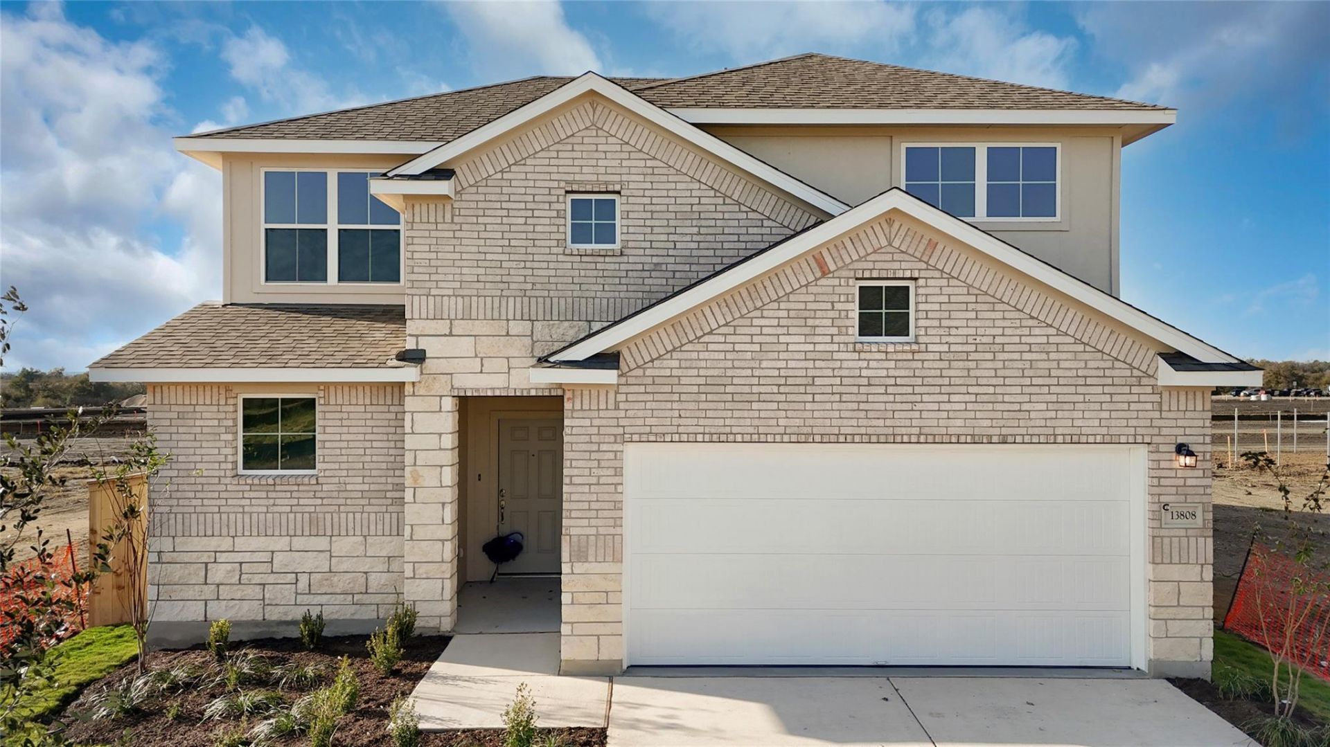 25628 Wheat Seed Ln, Elgin, TX 78621 Main Photo