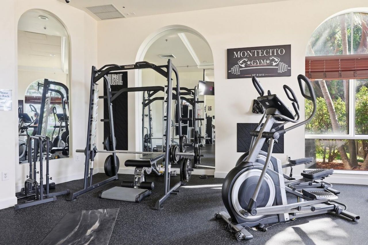 616 Clearwater Park Road, Unit 1106, West Palm Beach, FL 33401 Photo