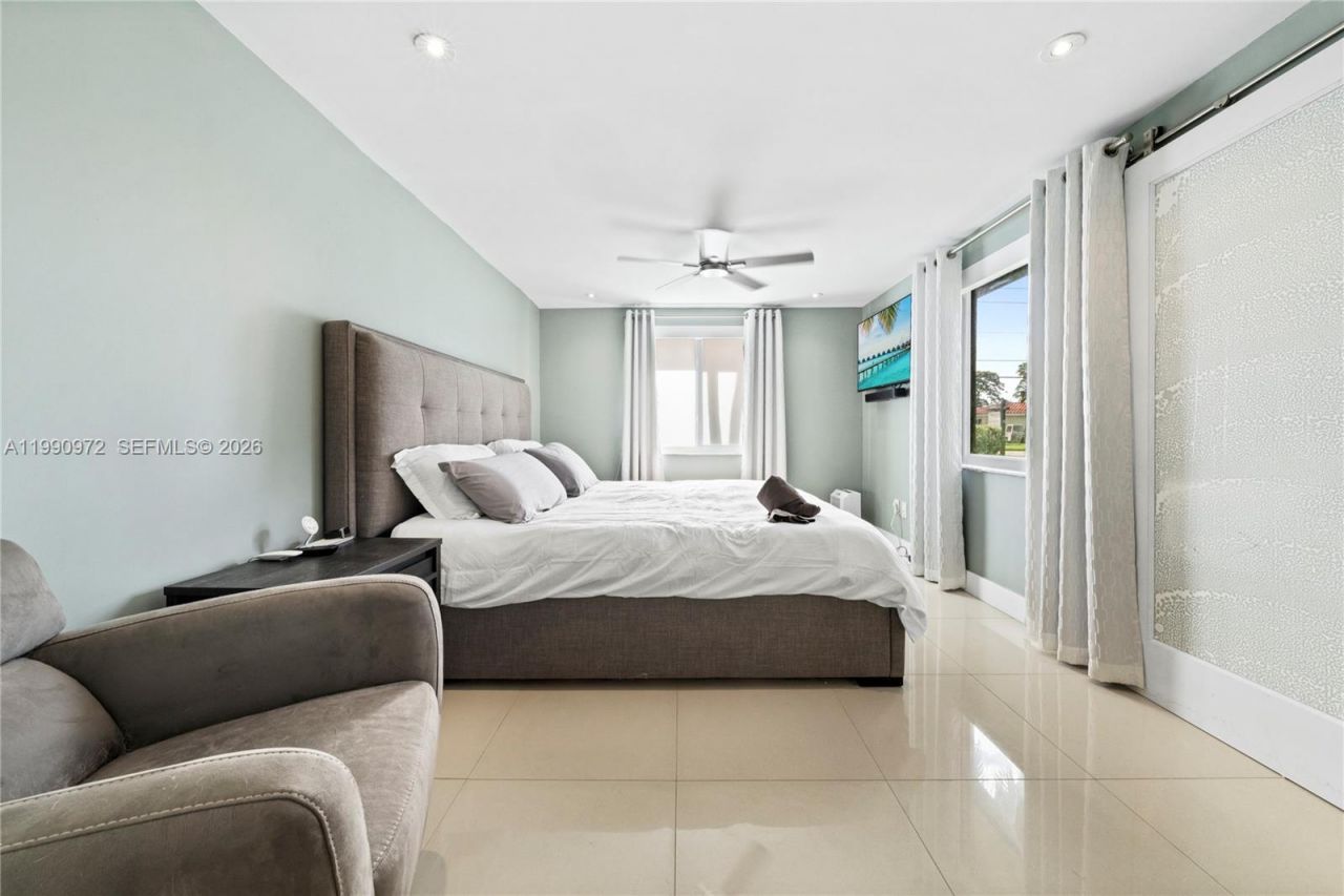 217 E Acre Dr, Plantation, FL 33317 Photo