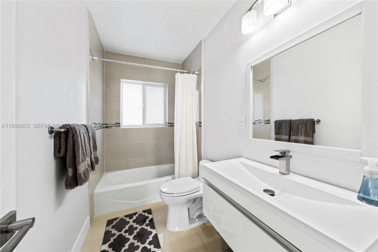 217 E Acre Dr, Plantation, FL 33317 Photo