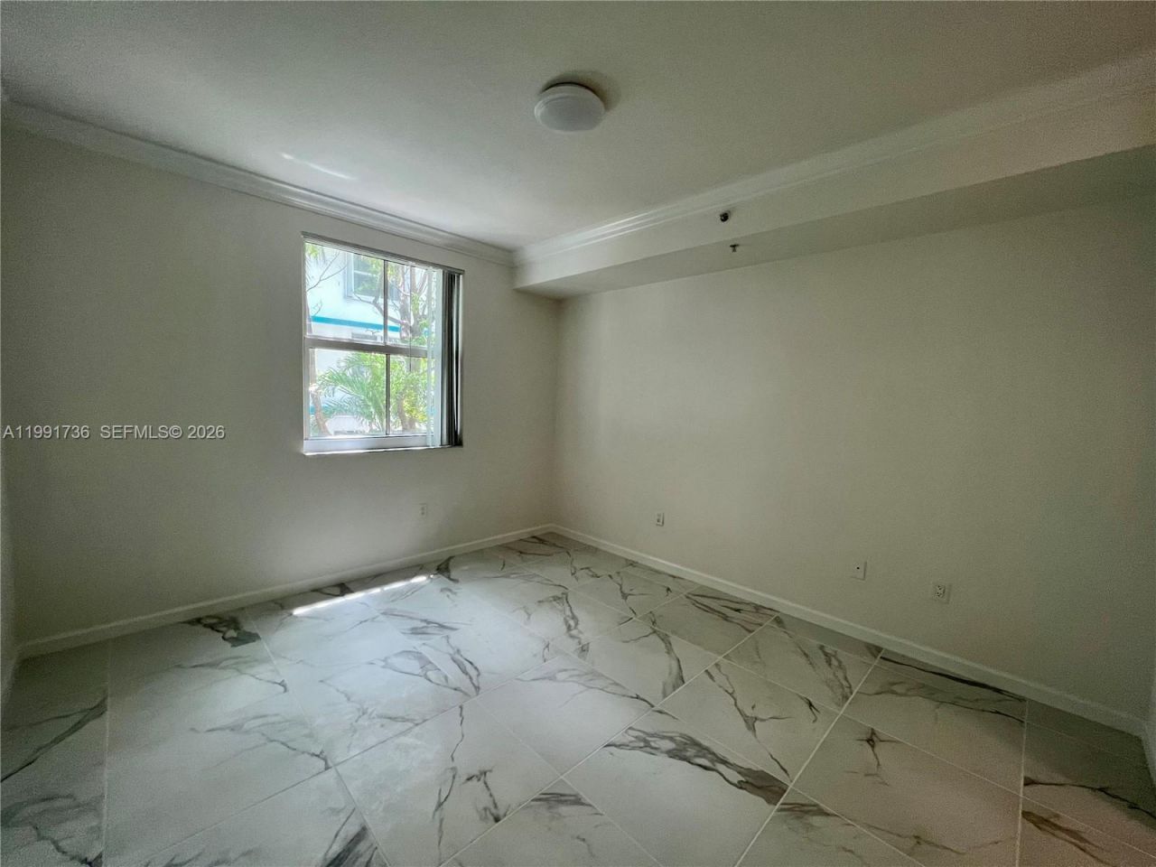 9172 Collins Ave , Unit 214, Surfside, FL 33154 Photo