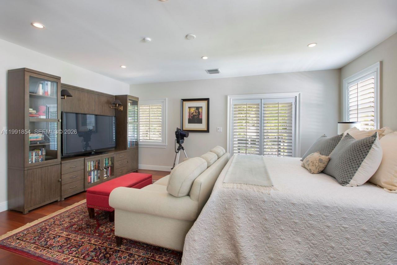 3919 Granada Blvd, Coral Gables, FL 33134 Photo