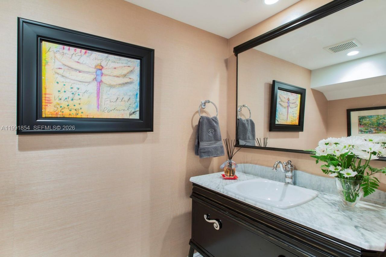 3919 Granada Blvd, Coral Gables, FL 33134 Photo